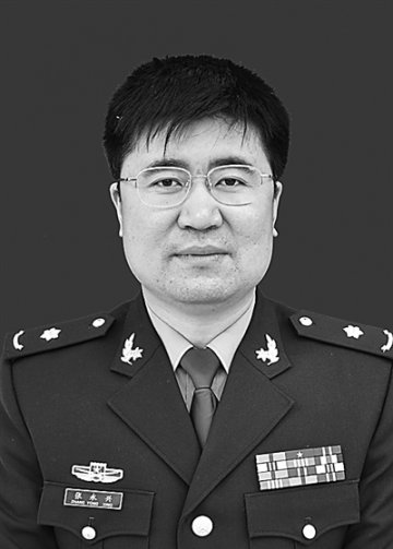 脊柱外科专家张永兴采取颈椎管内去除髓核法——消除脊柱麻木讷竿见影