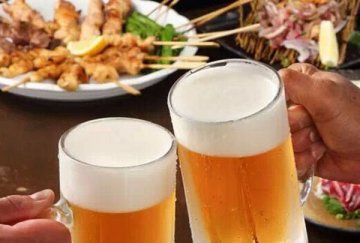 军医提醒：哪些食物与药不能同服
