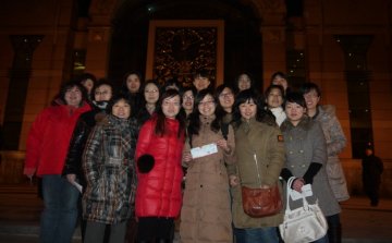 观革命传统舞剧 赏芭蕾艺术之美——职业卫生所庆“三八”妇女节活动