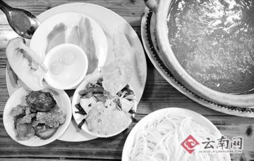 方舟子质疑过桥米线 云南美食协会列5点反驳