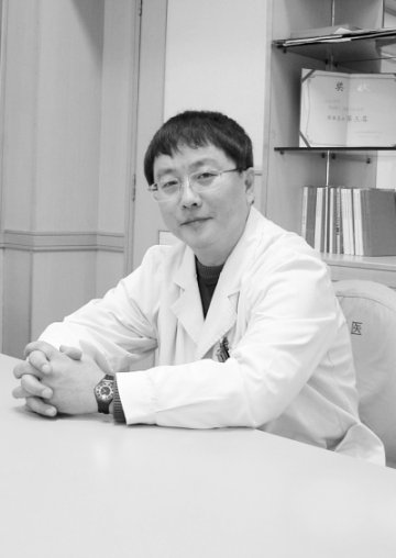 小儿骨科专家 郭 源
