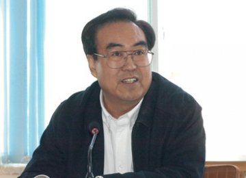 促进食品药品安全工作 提升社会和谐水平--长治市市长杜善学谈食品药品安全工作