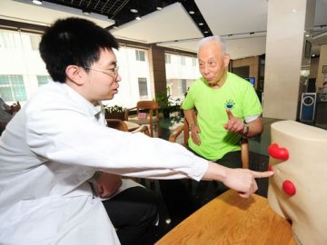 中国每年新增约10万造口病人