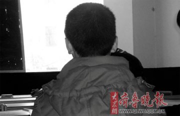 小学文化父亲闭门教子5年欲培养天才