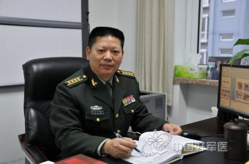 周丁华：挑战肝移植技术之巅