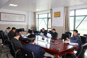 省民政厅副厅长邓磊一行视察指导市六医院工作