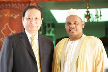 科摩罗总统伊吉利芦荟见王国强副主任