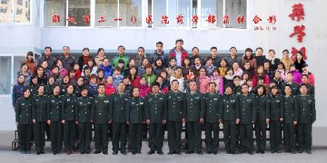 “小”科室研制出新一代口服白血病治疗药物——记第210医院药学部