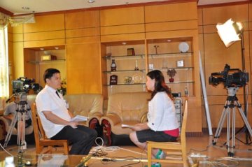 孙逸仙纪念医院陈汝福教授参加广东电视台新闻频道健康面对面-名医有约访谈