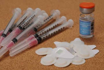 打针从此不疼了 疫苗贴片一贴了事