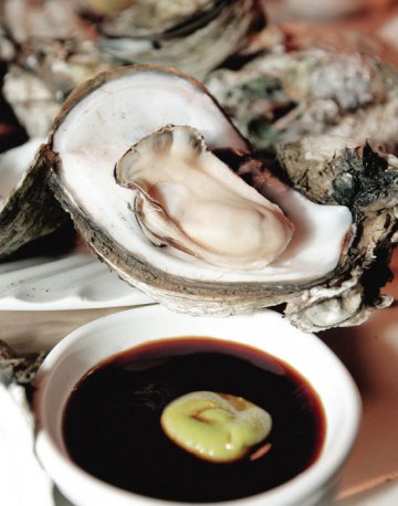 生蚝是经典的助性食物