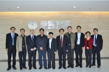 丰盛健康学院管理委员会第一次会议在丰盛集团召开