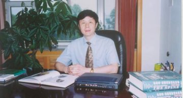 整形外科专家 “卫生部有突出贡献中青年专家” 杨大平教授