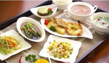 吃太饱会撑出十种病！