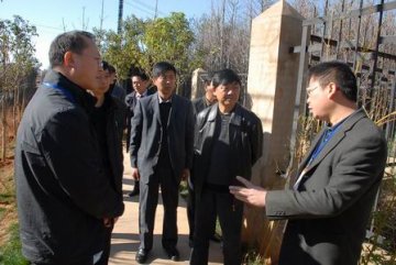 褚正武巡视员到省荣军康复医院调研