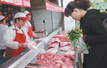 受双汇瘦肉精事件影响 东营市民买肉挑肥嫌瘦