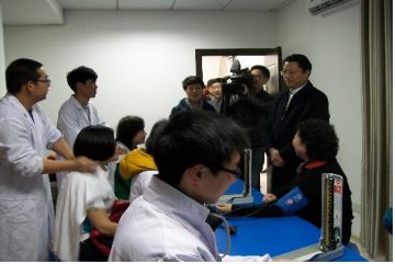 杨卫泽同志视察仙林街道网格化管理模式，我校“中医中药社区行”义诊服务项目获赞誉