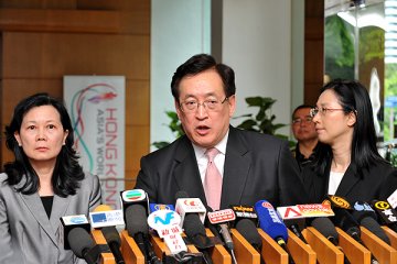 明年非本地孕妇来港产子名额限35000