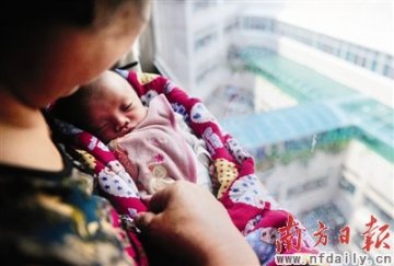 8毛钱治愈10万元病续：网传患儿病重住院家属否认