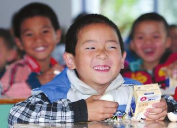 享受课间“营养餐”学生病假少三成