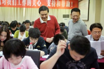 激活家庭细胞 共铸食药安全——省局组织干部职工家属进行食品药品安全常识自我测试