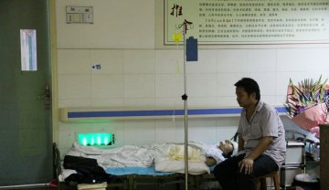 男患者持刀砍伤三名护士 其中一人有身孕