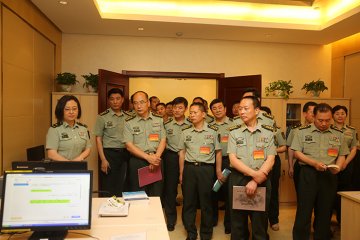 总后《军队基层建设纲要》培训班参观长海医院