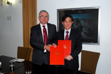 吴勉华校长应邀访问澳大利亚