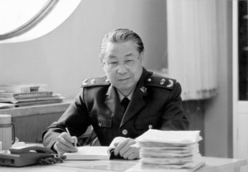 永远走在探索路上的军医--记空军总医院皮肤科蔡瑞康