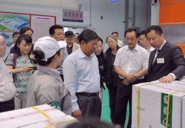 全国政协调研组到我省考察食品药品安全工作政协委员高度称赞我省药品电子监管工作（图片新闻）