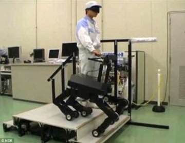 日本研制四腿机器导盲犬：能上下楼梯