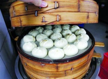 上海多家店硅胶垫蒸馒头 市食药监局称不归自己管