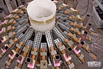 探秘美国最大情趣玩具工厂