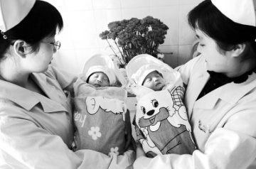 喜迎龙凤胎试管婴儿