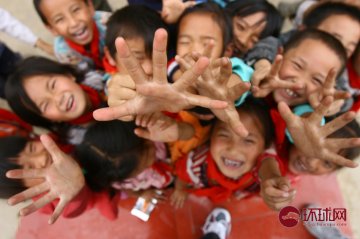 九阳希望厨房 · 镜头下的孩子们