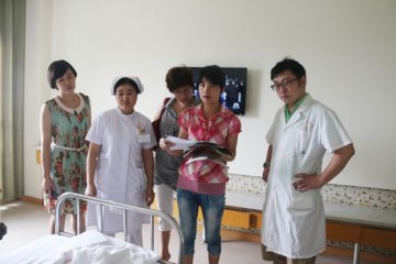 长沙市医疗保险管理服务局来省荣军医院检查指导工作
