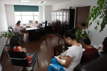 济南市疾控中心召开群众路线教育实践活动领导小组办公室工作部署会议