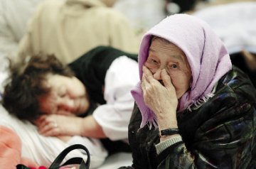 日本地震造成人员伤亡
