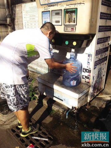 水质合格率仅六成 穗街头现制现售饮水机卫生堪忧