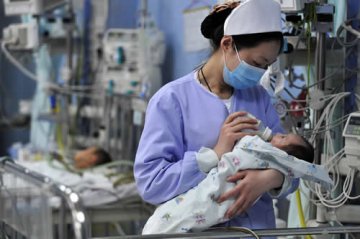 复杂先心病患儿开胸手术成功