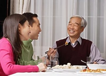 专家提示4类结肠息肉最易癌变 合理饮食可预防
