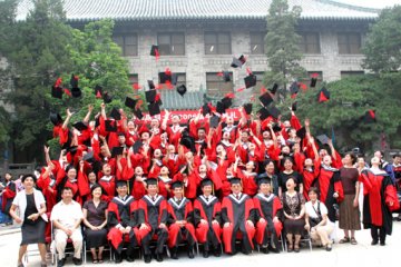 中国协和医科大学2006届毕业典礼隆重举行