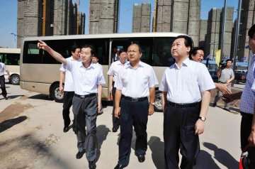 邯郸市领导视察市中心医院东区建设