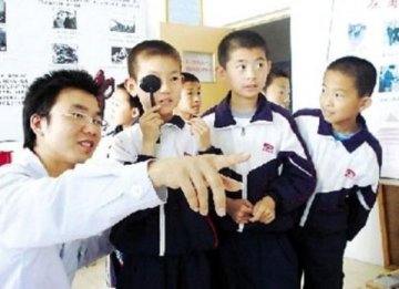 南宁小儿眼科专家告诉您孩子近视配镜有哪些误区？