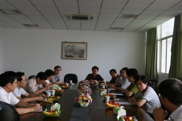 我校为江苏省第三批“科技镇长团”成员举行欢送会