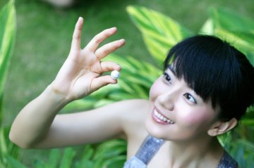 高圆圆健康亮丽的珍珠肌肤