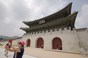 新沙士疫情基本结束 韩盼恢复生活经济复苏