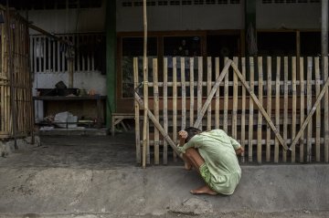 被监禁的印度尼西亚精神疾病患者