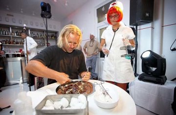 拉脱维亚医院主题餐厅 可享性感