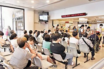 70%受访医护萌去意 香港医院离职潮一触即发